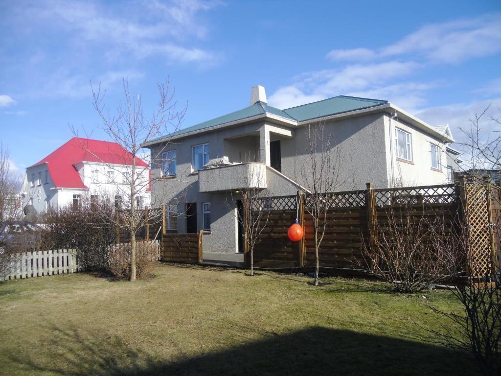 Teigur Guesthouse Akranes Esterno foto